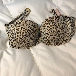 Victoria’s Secret leopard swim top